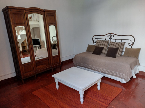 Departamento En San Telmo - Encantador Ph Antiguo Con Patio Colonial - Alquiler Temporario - 3 Ambientes