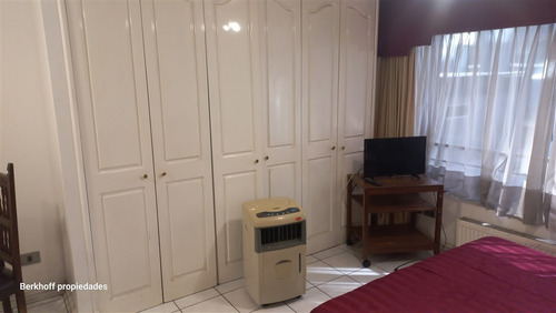 Departamento En Arriendo Amoblado, De 1 Dorm. En Providencia