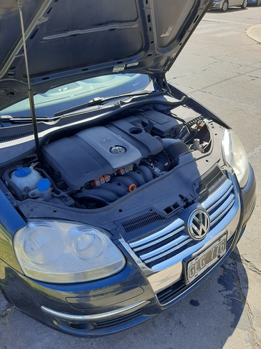 Volkswagen Vento 2.5 Luxury Wood Tiptronc 2007