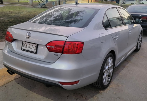 Volkswagen Jetta 2.0 Tdi Dsg At