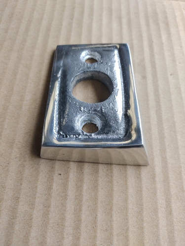 Nivelador Direccional Cofre Freightliner Fl 70 Aluminio (Usado)