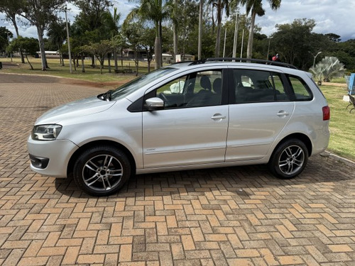 Volkswagen Spacefox Spacefox 1.6 MI TREND 8V FLEX 4P MANUAL