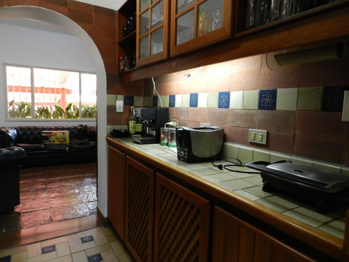 Imagen 10 de 30 de Venta De Casa En Los Palos Grandes Rah 0-18953 Orlando Figueira 04125535289-04242942992