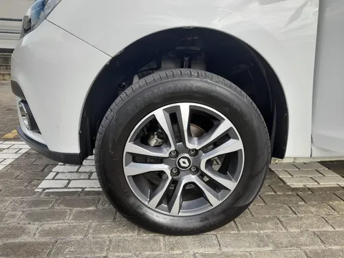 Renault Logan 1.6 Intens Aut
