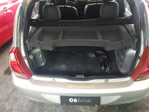 Renault Clio 1.0 AUTHENTIQUE 16V
