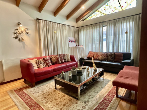 Casa En Venta Sin Comisión De 7 Dorm. En Las Condes