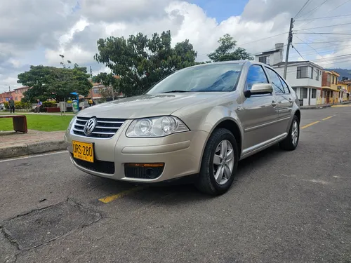 Jetta Clasico Trendline 2.0 Automatico 2015