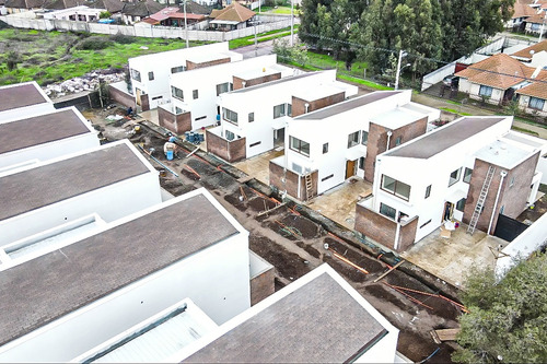 Casa En Arriendo En Condominio Townhouse, Las Rastras