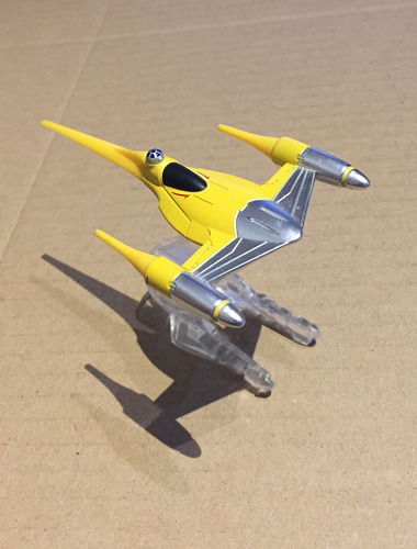 Star Wars Hot Wheels Naboo N-1 Starfighter