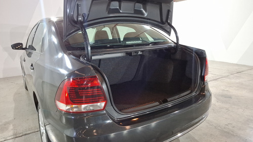 Volkswagen Vento 1.6 COMFORTLINE STD.