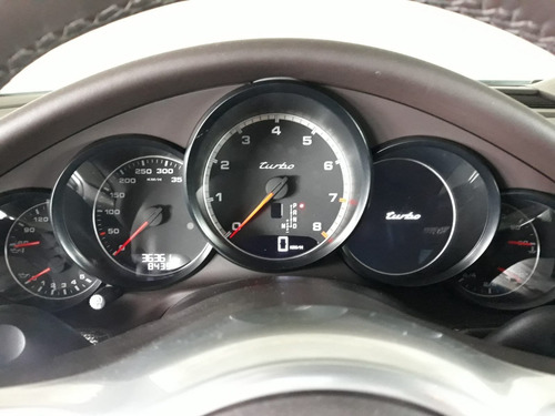Imagen 8 de 12 de Panamera Turbo