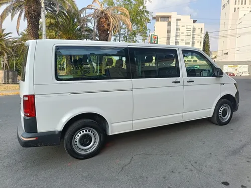 Volkswagen Transporter 2.0 pasajeros mt