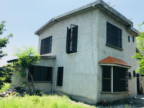 Bonita Casa Bien Ubicada A 10 Min Del Lago De Teques Y A 20 Min De Cuernavaca