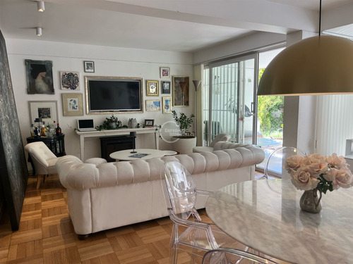 Departamento En Venta De 2 Dorm. Con Jardin A Pasos Del Vma
