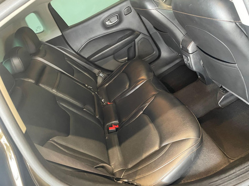 Jeep Compass LONGITUDE 2.0 4x2 Flex 16V Aut.