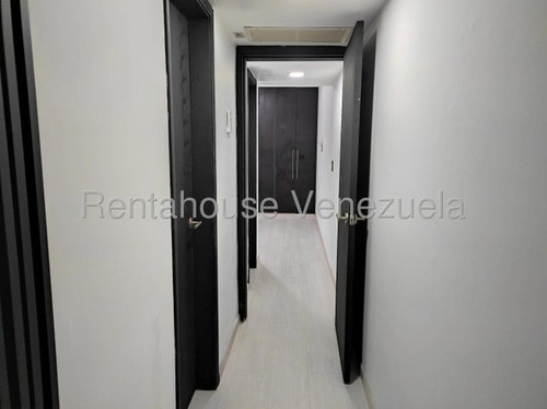 Enixon Sanchez Vende Espectacular Apartamento En Monte Real #25-17575