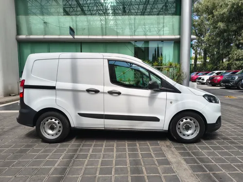 Ford Transit Courier 1.0 L3 2pl Courier