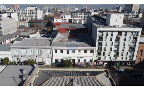 Edificio Con Anteproyecto Aprobado