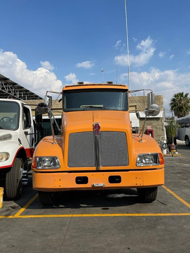 Kenworth T300 Chasis Cabina Naranja