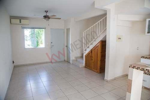 Imagen 6 de 23 de Casa En Venta - Los Olivos - Playa Del Carmen - Q. Roo - Doble Filtro De Seguridad - Privada Con Alberca