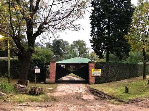 Hermosa Propiedad En Zona De Casas Quintas