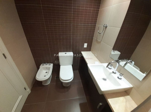 Imagen 6 de 17 de Apartamento En Torre Imperiale De 2 Dormitorios. Alquiler Y Alquiler. Punta Del Este.