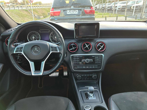 Imagen 16 de 20 de Mercedes-benz Clase A A45 Amg Divino
