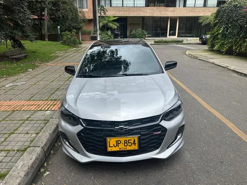 Chevrolet Onix 1.0T Rs Mt