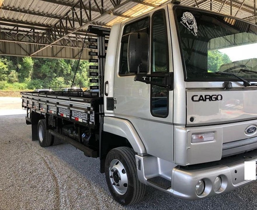 Ford Cargo 816 Ano 2013