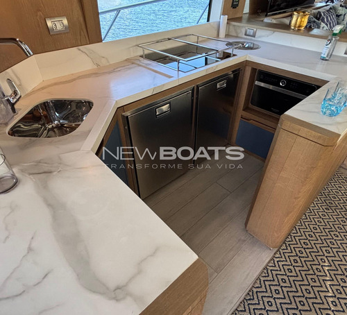 Intermarine 62 Ñ Azimut Schaefer Ferretti Princess