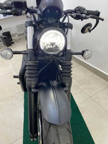 Imagem 7 de 14 de Triumph Bobber Black