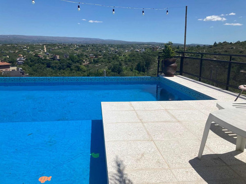 Imagen 16 de 21 de Casa En Venta - 3 Dormitorios 3 Baños - 255mts2 - Villa Del Lago