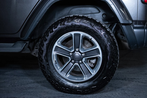 Jeep Wrangler 3.7 Unlimited Sahara 3.6 4x4 At