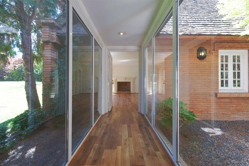 Exclusiva Casa En Lo Curro Con Precioso Jardín