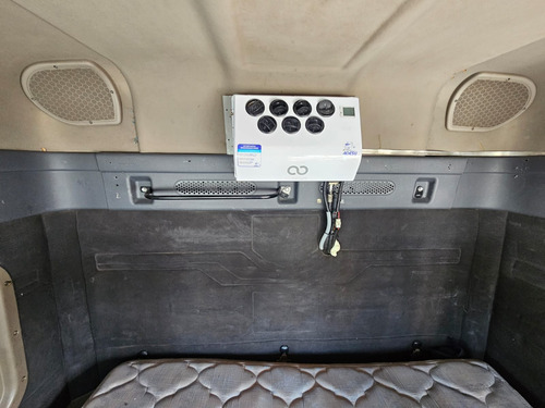 Cascadia Modelo 2017 Dd15 Manual De 18 Mancuernas De 46,000