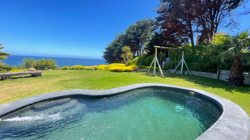 Espectacular Casa En Zapallar, Frente Al Mar, En Arriendo !