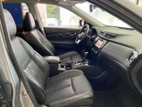 Nissan X-Trail 2.0 Exclusiv 2 Row Hybrid