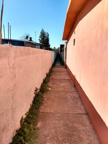 Casa Al Fondo De Otra En Alquiler En Playa Pascual