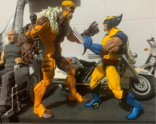 Dentes De Sabre Sabretooth Xmen Marvel Icons 30 Custom Leia (Recondicionado)