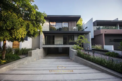 Casa De Lujo En Venta En Valle Real