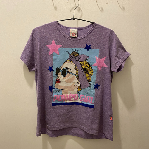 Remera Lila Agustina Saquer Power Girl