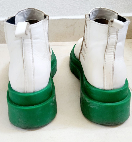 Botas Sibyl Vane Cuero Blanco Con Suela Verde. Número 38 (Usado)