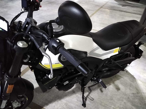 Benelli Leoncino 250
