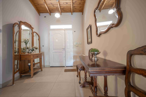 Casa En Venta - Palihue