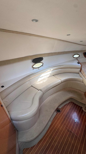 Crucero Klase A 32 (2005) - Volvo Penta 200hp Diésel 400hs)