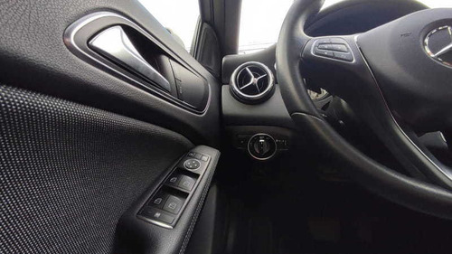 Imagem 11 de 15 de Mercedes-benz Gla 200 1.6 Cgi Style 16v Turbo 4p 2016