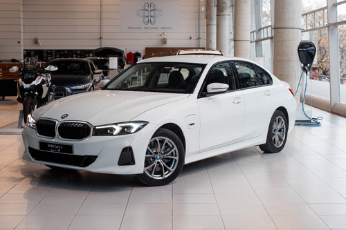 Bmw 330e Urban 2024