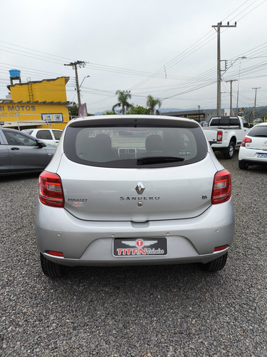 Renault Sandero 1.6 8V