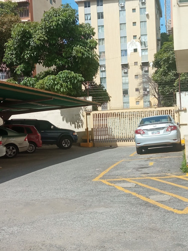 Apartamento En Venta Urb. Montalbán Ii. Municipio Libertador Caracas