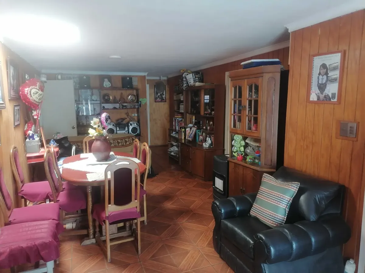 Imagen 3 de 21 de Amplia Casa Con Terreno En Lampa (132936)